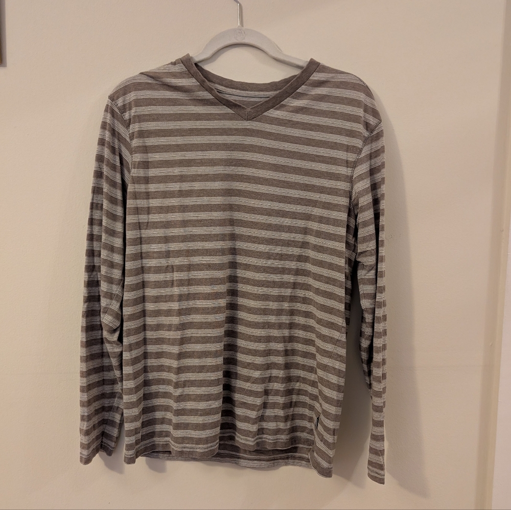 🪻PD&C Shirt Long Sleeve V-Neck Striped Brown Tan 🪻4 For $20🪻